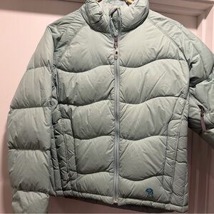 Mountain Hardwear Women’s Puffer in Mint Green Jacket